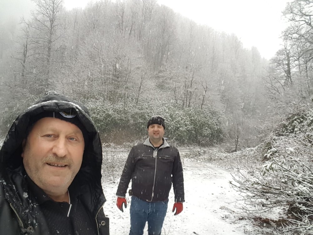 Akçakoca’da ilk kar yüksek kesimlere düştü 