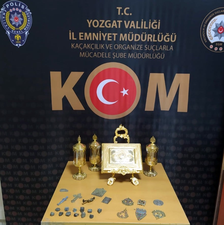 Akdağmadeni’nde Tarihi Eser Operasyonu 
