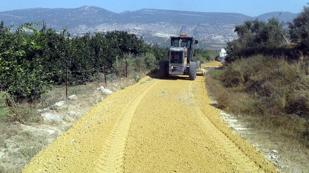 Akdeniz Belediyesi, üreticiler için yeni tarım yolları açıyor 