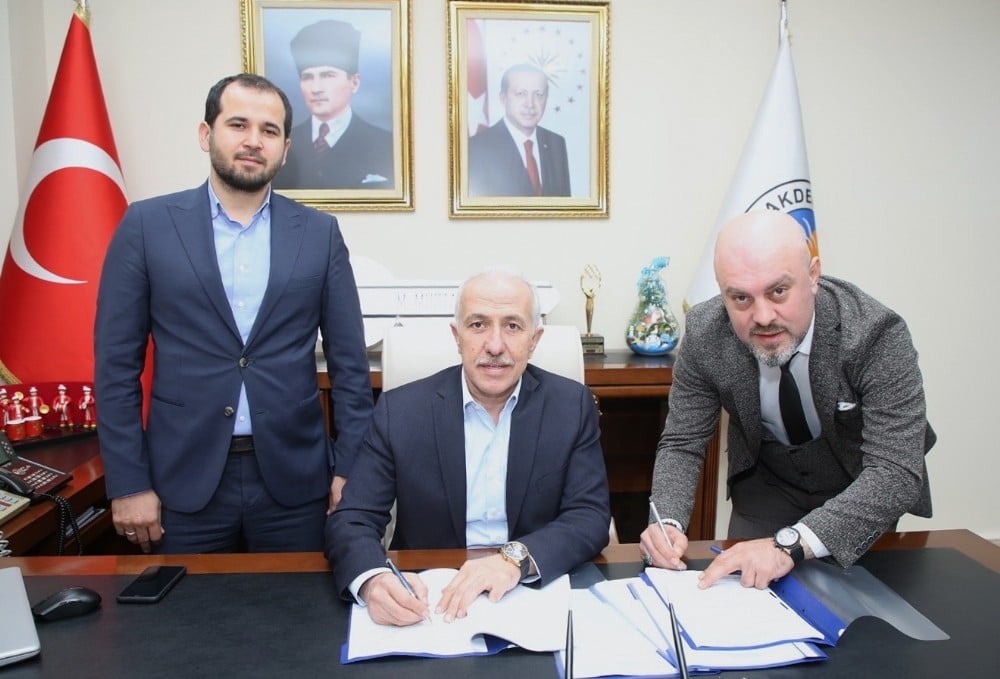 Akdeniz Belediyesi’nde toplu iş sözleşmesi imzalandı 