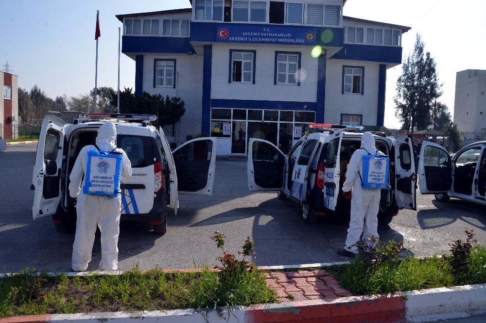 Akdeniz ilçesinde korona virüs tedbirleri sürüyor 