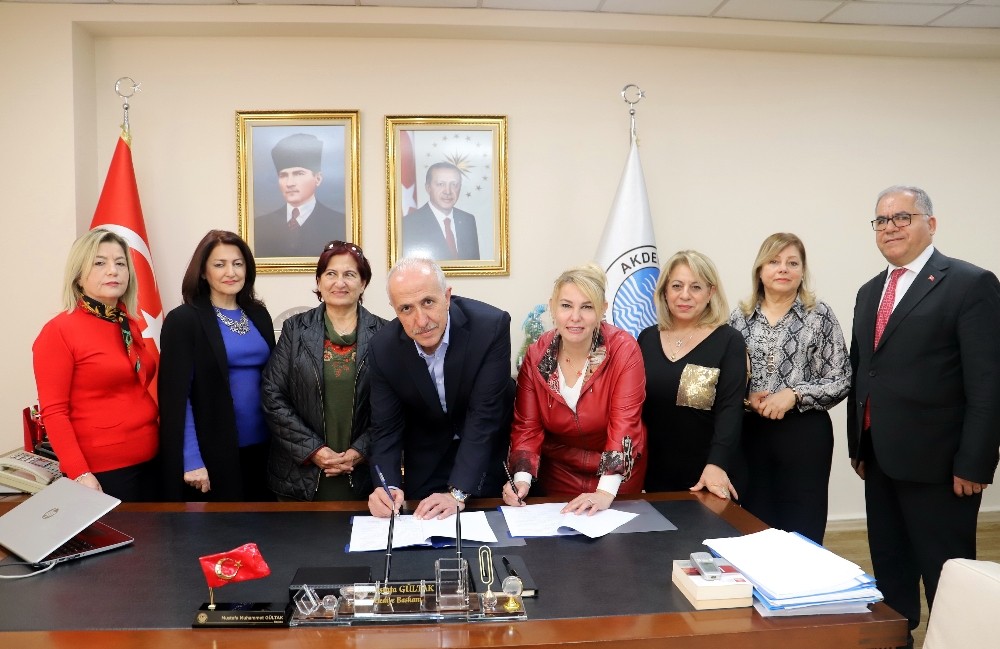 Akdeniz’de ’Kadın Eğitimleri Projesi’ başlıyor 