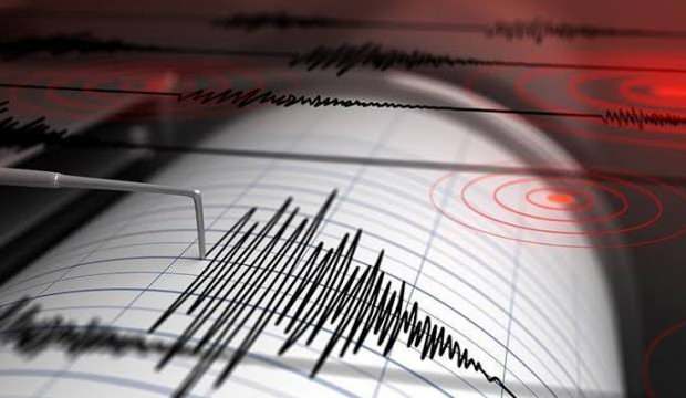 Akdeniz'de korkutan deprem! Marmaris kaymakamından açıklama