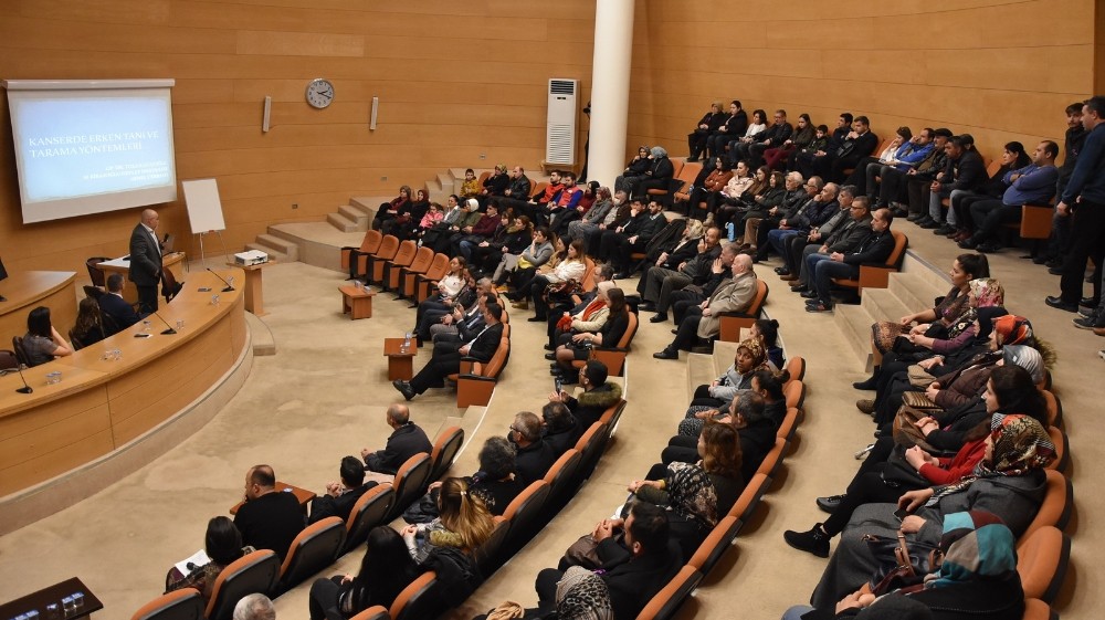 Akhisar’da kansere farkındalık semineri 
