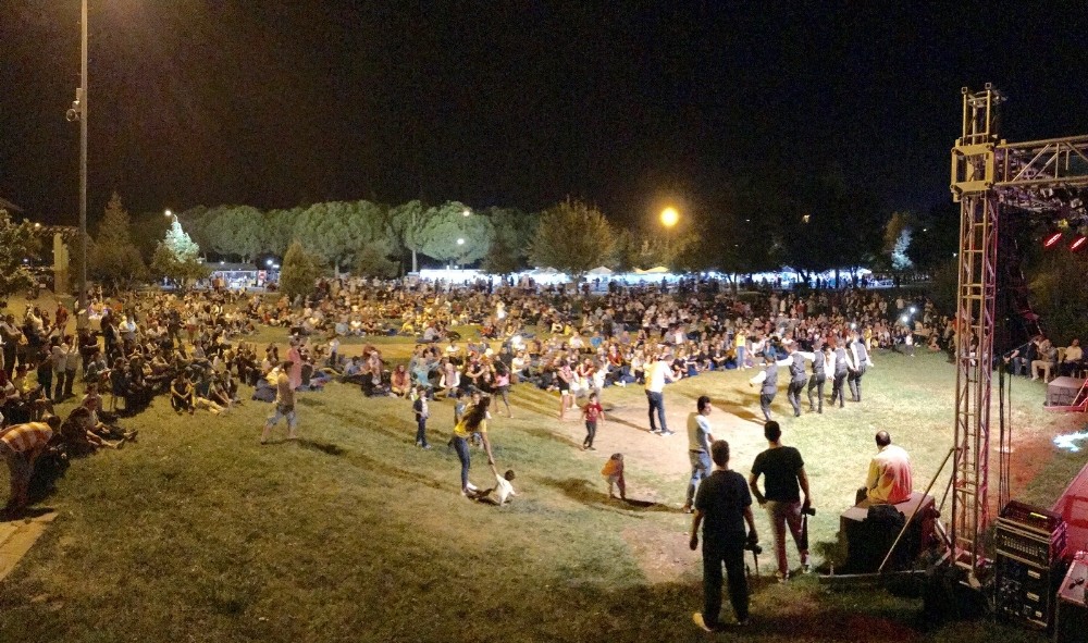 Akhisar’da Karadenizliler Gecesi düzenlendi 