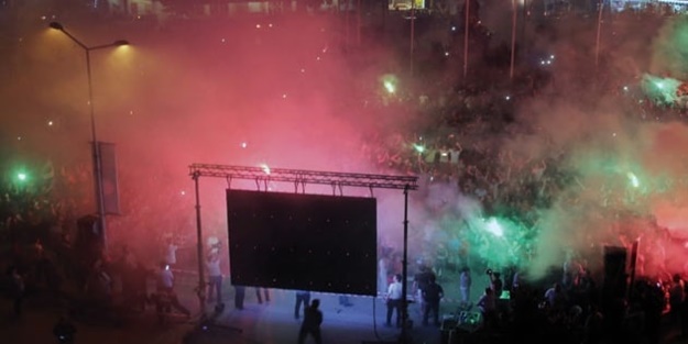 Akhisar'da kupa sevinci yaşanıyor!