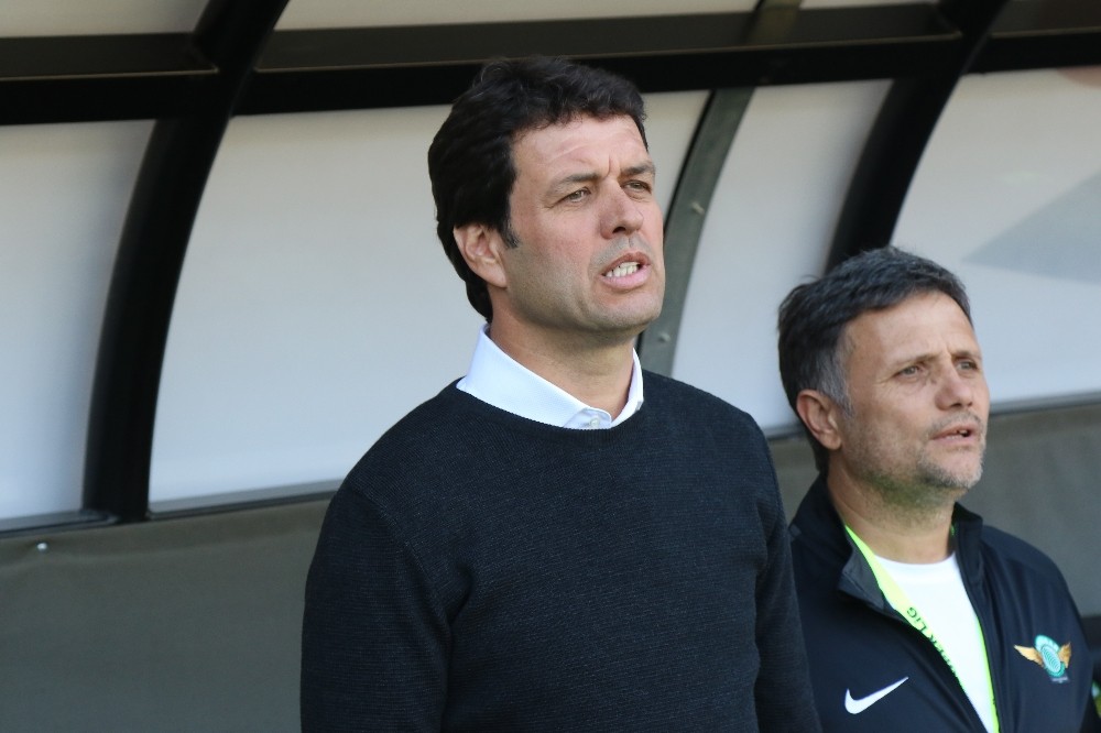 Akhisarspor, Cihat Arslan ile yollarını ayırdı 