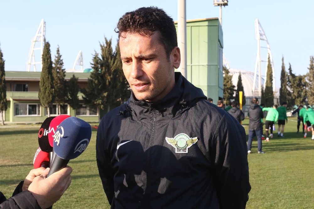 Akhisarspor, Galatasaray maçı hazırlıklarına başladı 