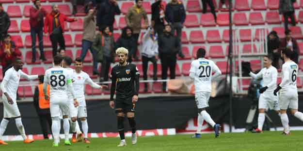 Akhisarspor kupada avantajı kaptı!