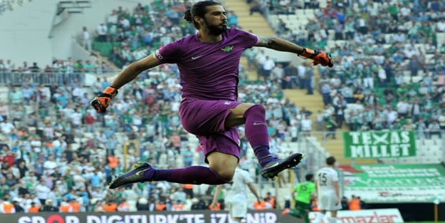 Akhisarspor'un başarılı kalecisi Fatih Öztürk'ten flaş açıklama: Milli Takım ego yeri değil!