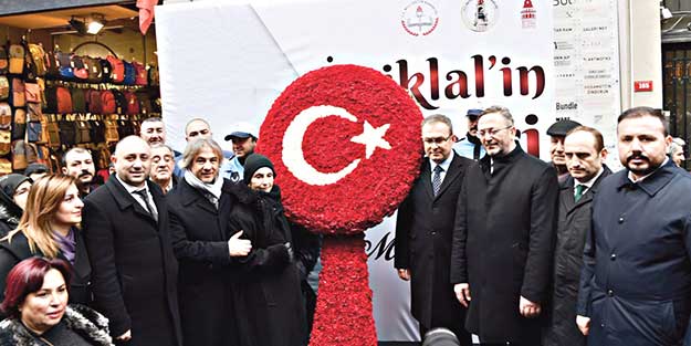 “Akif’in Safahat’ı her zaman bize ışık tutacak”