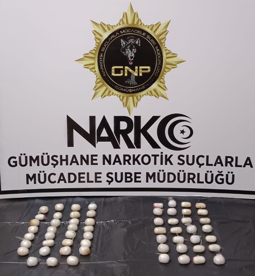 Akıl alır gibi değil! Bakın uyuşturucuyu nerelerine saklamışlar