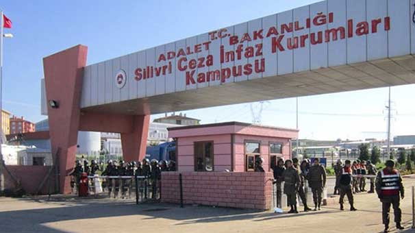Akıl almaz olay! Cezaevinden aldıkları gofreti… Gaybubet çözüldü!