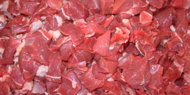 Komşusu kurban etini istemeyince...