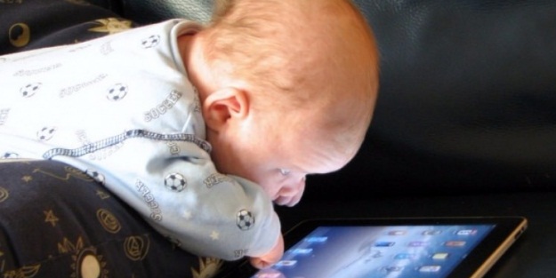 Akıllı telefonlar ve tabletler uyku kaçırıyor