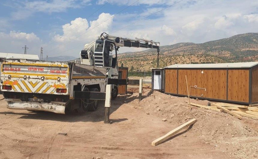 Akıma kapılan işçi ağır yaralandı