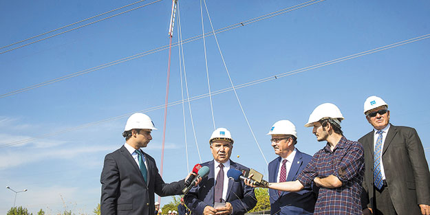 Akımı kesmeden hatta ‘canlı bakım’!