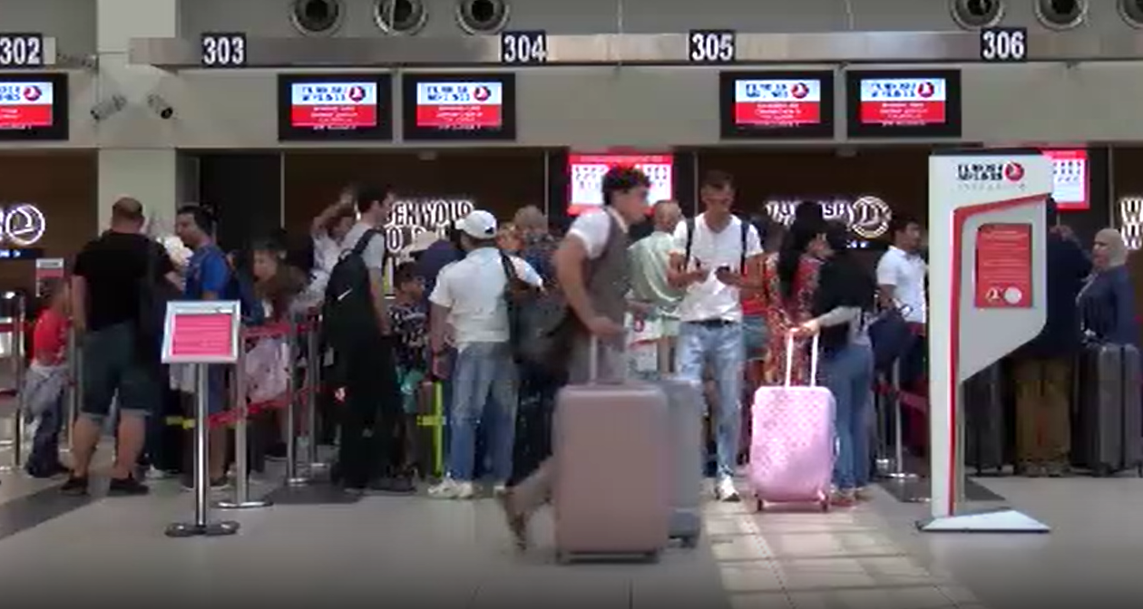 Akın akın Antalya'ya geldiler! 16,7 milyonu geçti