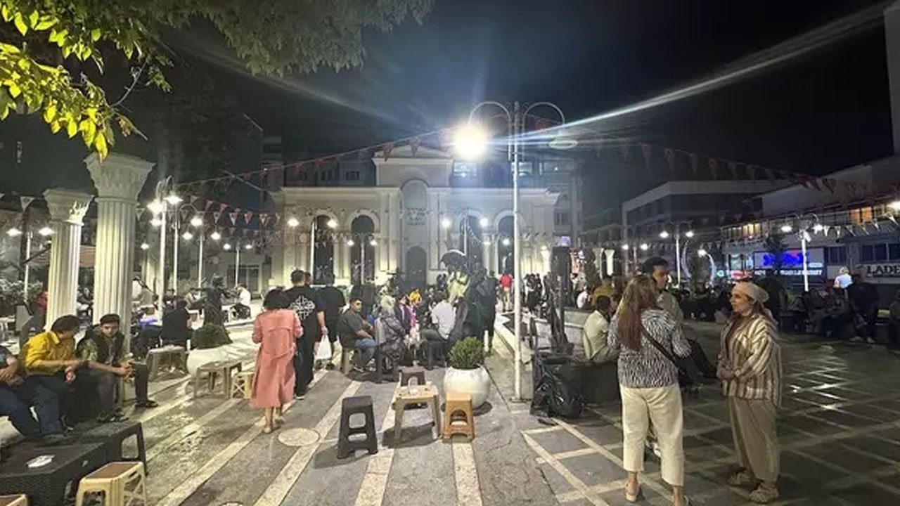 Akın akın Türkiye'ye o ülkeden geldiler...