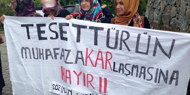 Akit TV'den defileci süslümanlara sert tepki!