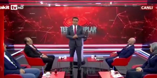 AKİT TV'den sürpriz! Alkışla destek geldi