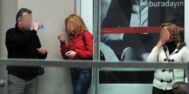 Akit yazarından Gökçek'e fuhuş eleştirisi!