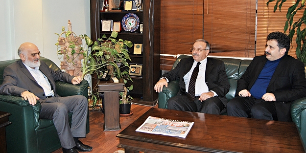 Akit, medyadaki önemli bir bayrak