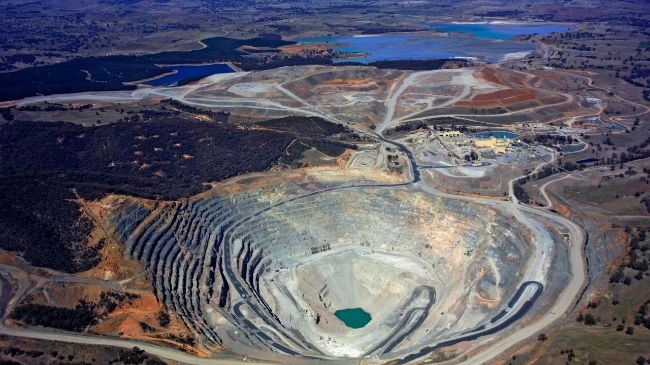 Akit'in haberleri sonrası MAPEG harekete geçiyor Türkiye'yi tahkime götüren maden firmasına karşı hamle