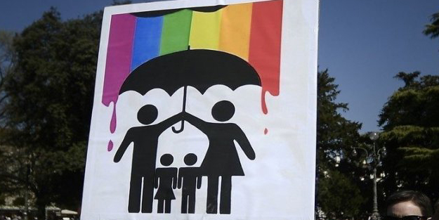 Akit'in LGBT'ye karşı duruşu takdir topladı!