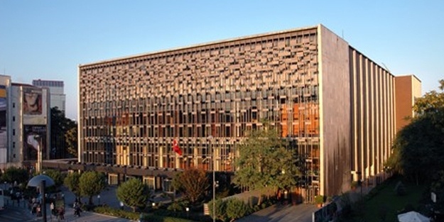 AKM çağın gereklerine hitap etmiyor