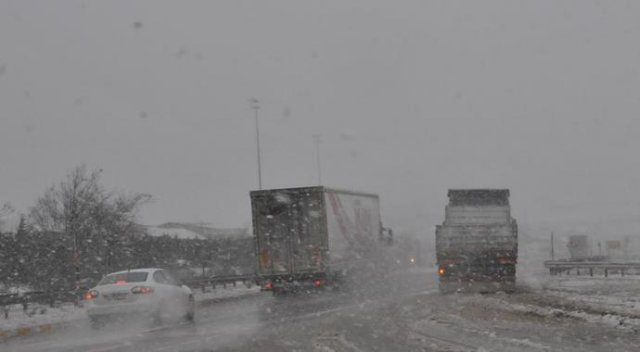 AKOM'dan İstanbul için kırmızı alarm: Az önce başladı!