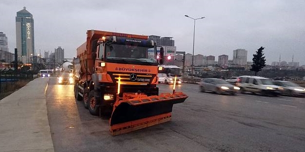 AKOM'dan İstanbul'da kar yağışı önlemi