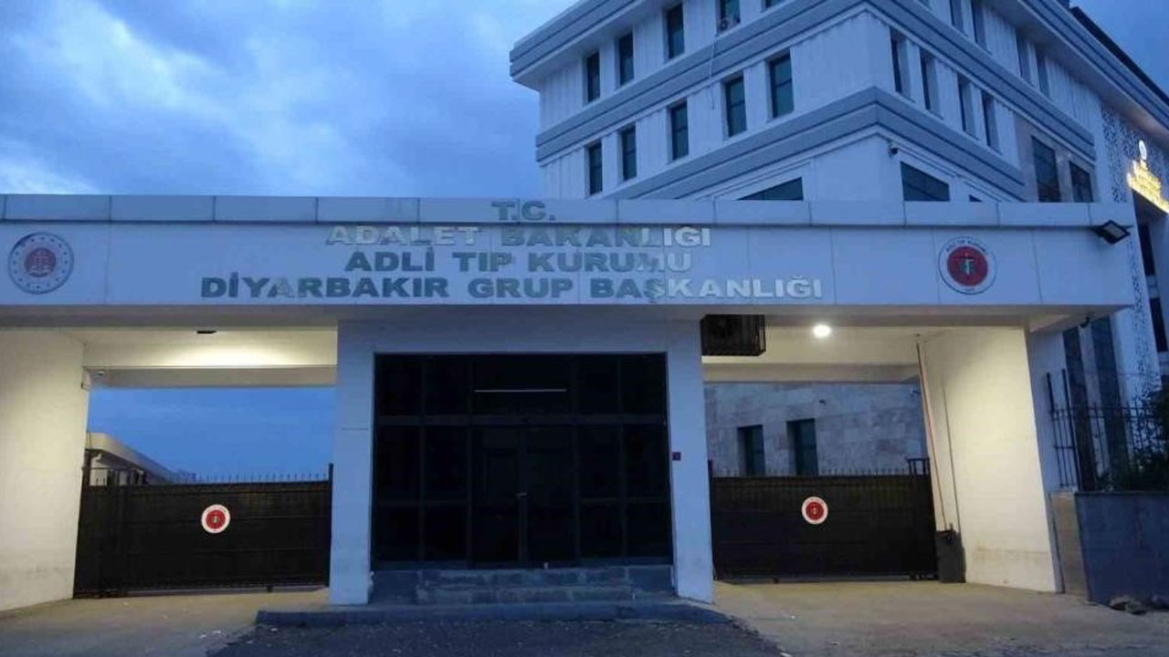 Akrabalar iftar saatinde birbirine girdi: 1 kişi öldü, 3 yaralandı