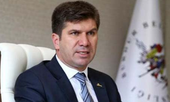 Akrabaları belediyeye dolduran başkandan skandal savunma