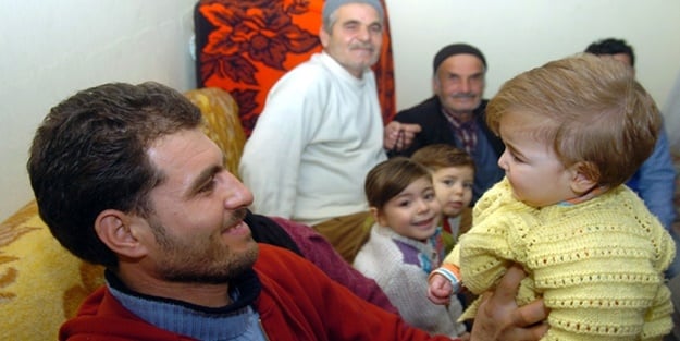 Akrabalarla ilişkiyi kesenler cennete giremez!