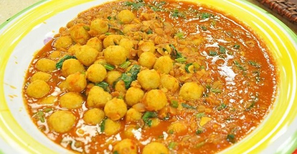 Akşam yemeğine şahane bir önerimiz var: Ekşili ıspanaklı köfte