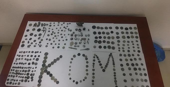 Aksaray’da 381 adet tarihi eser ele geçirildi: 5 kişi gözaltında