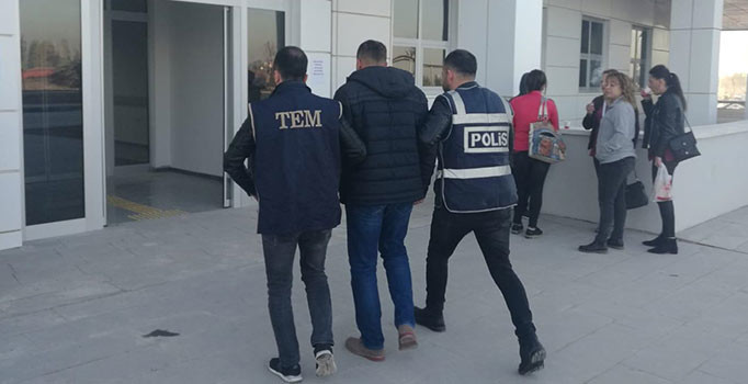 Aksaray'da FETÖ operasyonu: 10 kişi gözaltında
