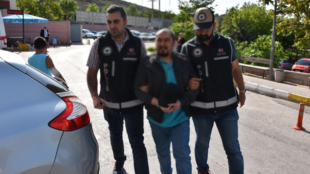 Aksaray’da FETÖ'nün gaybubet evlerine operasyonu
