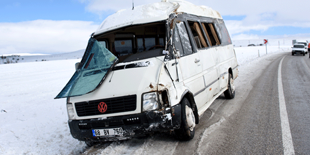 Aksaray'da işçi servisi devrildi! 18 yaralı