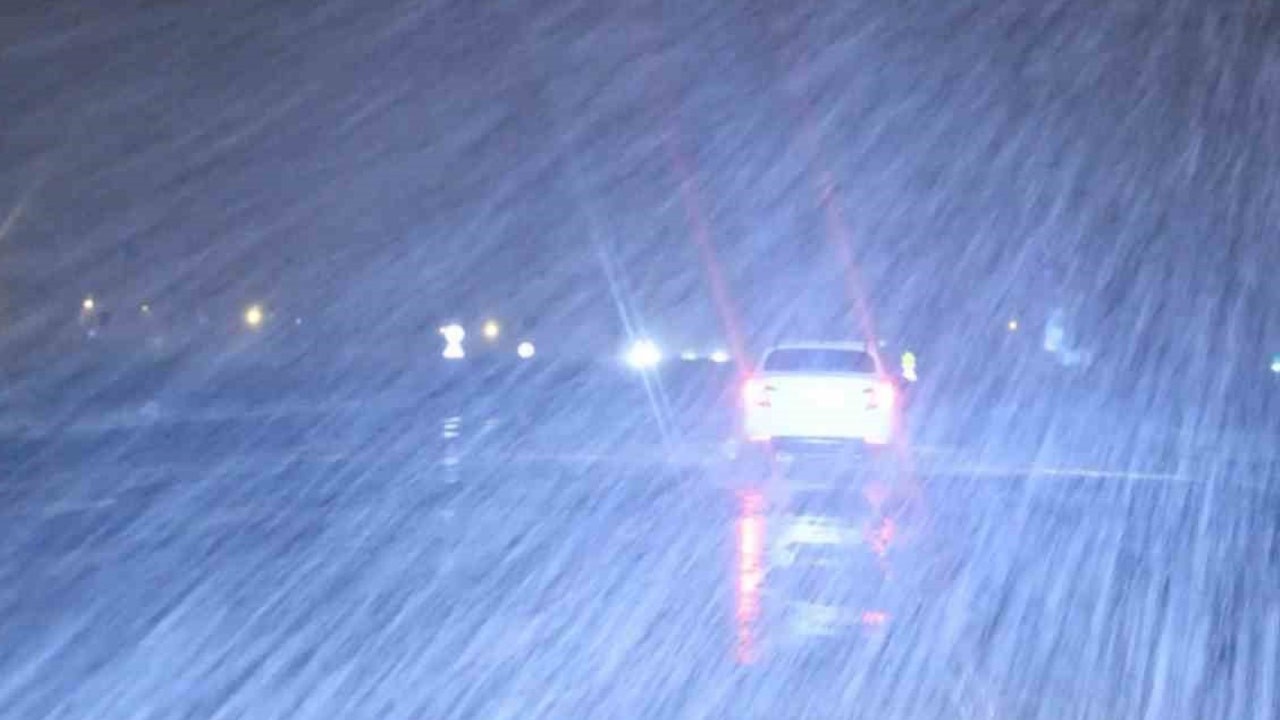 Aksaray’da kar yağışı etkili oldu