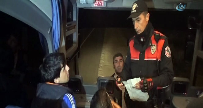 Aksaray'da polis karayollarını ablukaya aldı