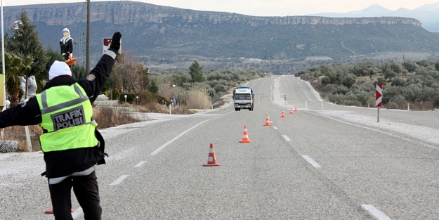Aksaray’da polise silahlı saldırı