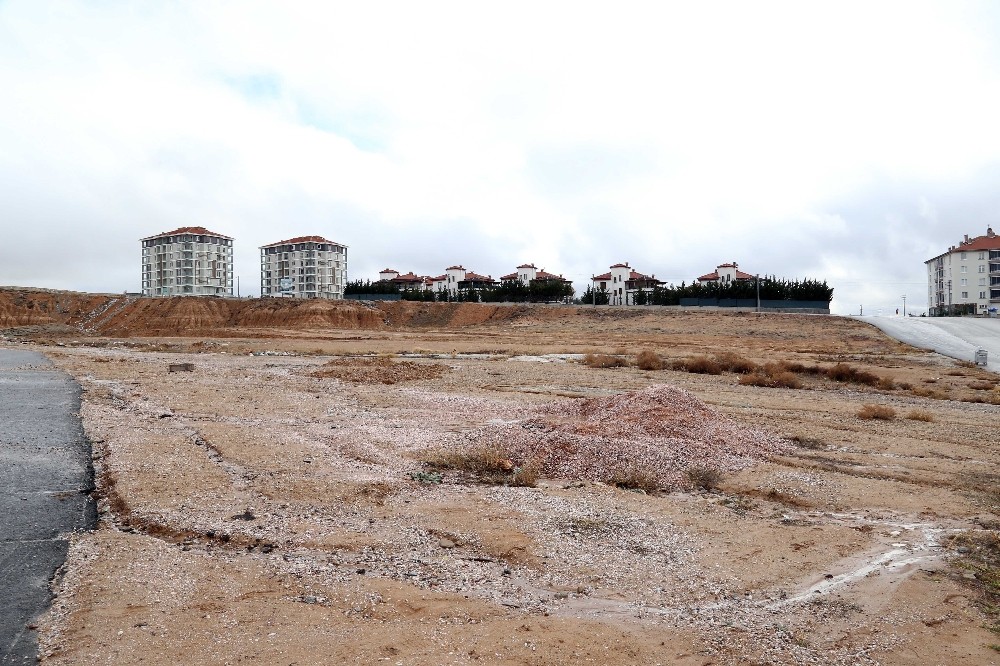Aksaray’da TOKİ bölgesine kapalı semt pazarı 