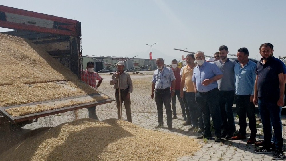 Aksaray’da yılın ilk mahsulü arpa ATB’den satıldı 