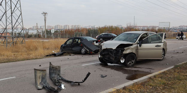 Aksaray'da zincirleme kaza! Yaralılar var