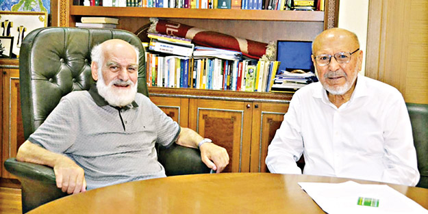 Aksay’dan geçmiş olsun ziyareti