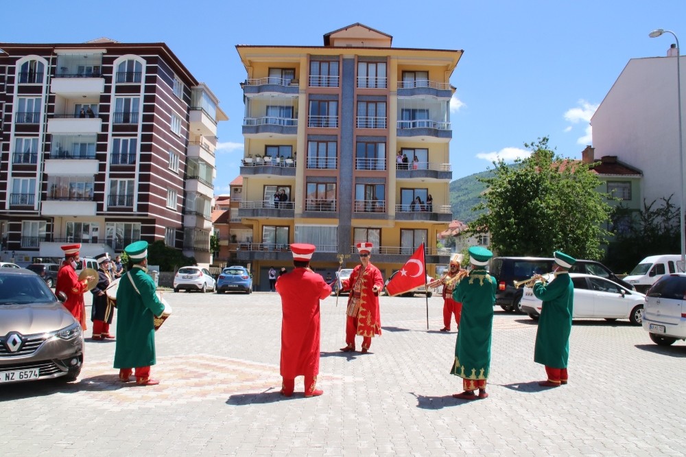 Akşehir’de mehterli kutlama 