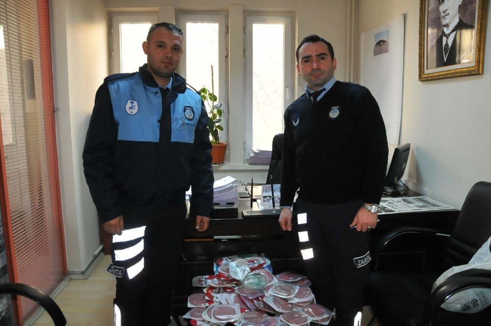 Akşehir’de zabıtadan gıda denetimi 