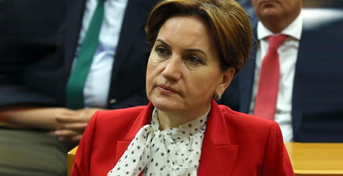 Akşener, 100 bin imzayı topladı